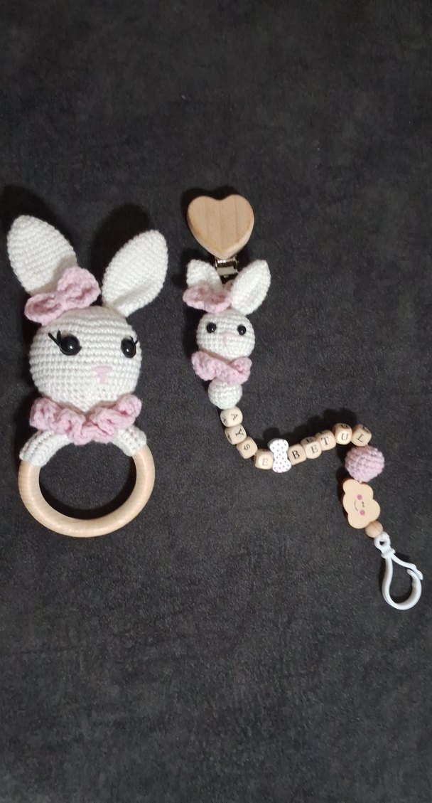 Pembe Pastel Tavşan Diş Kaşıyıcı ve Çıngırak Seti - Görsel 2