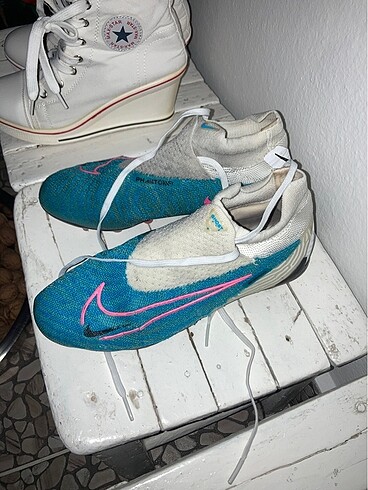 Nike Nike orjinal krampon 38 numara