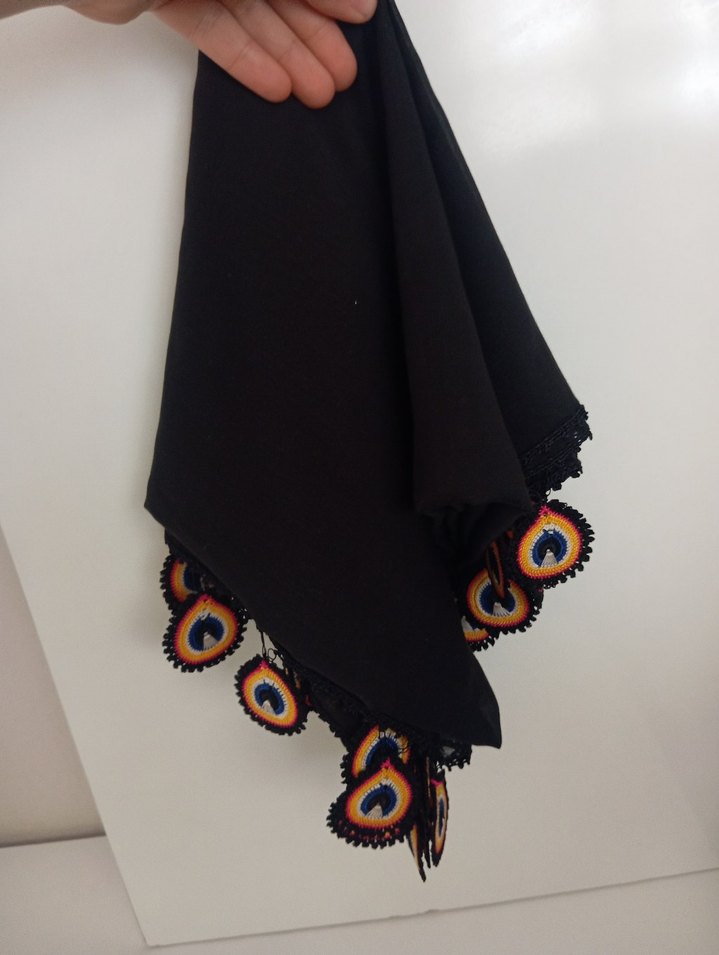 Siyah İpek Görünümlü Bohem Kadın Şal - Görsel 2