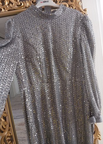 Gri Uzun Kollu Payet İşlemeli Abiye Elbise - Görsel 3