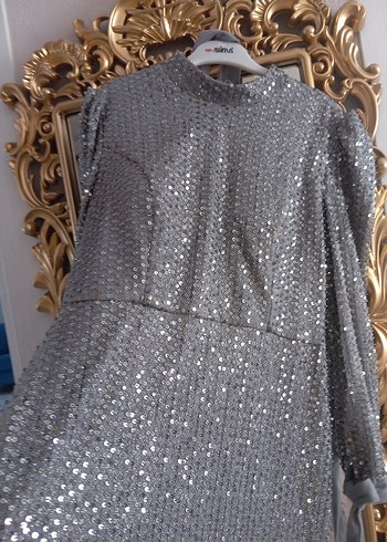 Gri Uzun Kollu Payet İşlemeli Abiye Elbise - Görsel 4