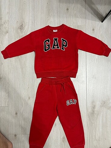 Gap Gap 2-3 yaş unisex eşofman takımı