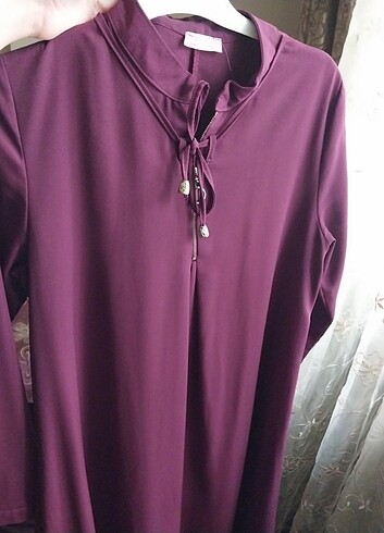 Bordo renk tunik.