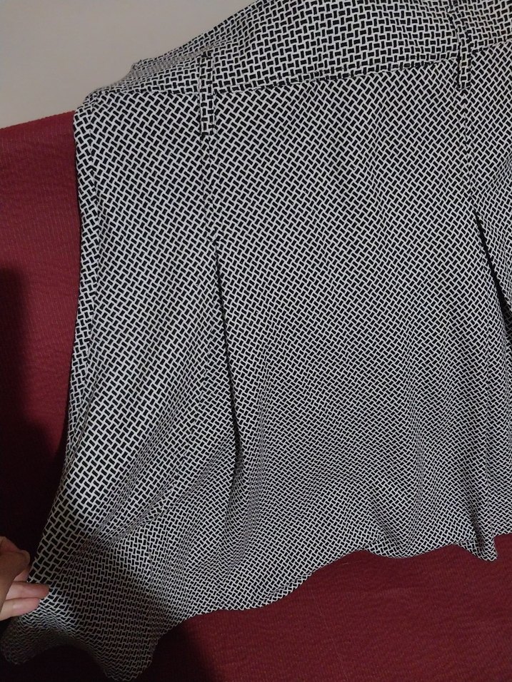 Düğmeli Midi Düşük Bel Etek. - Görsel 5