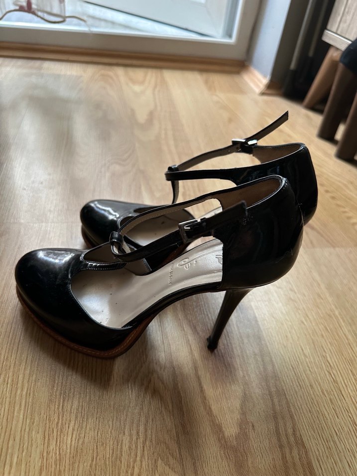 Siyah Stiletto Topuklu Kemerli Klasik Ayakkabı - Görsel 2