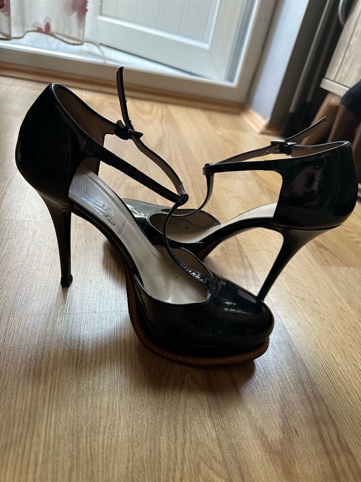 Siyah Stiletto Topuklu Kemerli Klasik Ayakkabı - Görsel 4