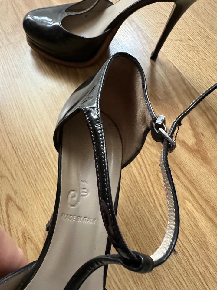 Siyah Stiletto Topuklu Kemerli Klasik Ayakkabı - Görsel 5