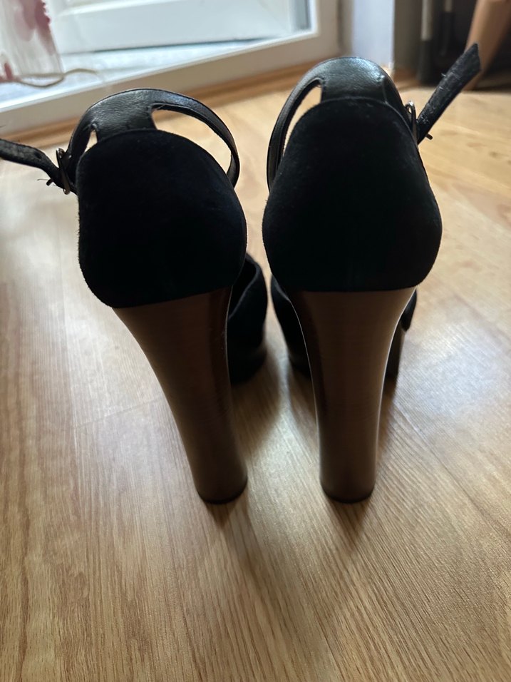 Siyah Süet Platform Topuklu Kadın Ayakkabı - Görsel 3