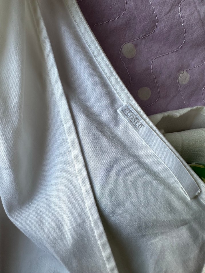 Beyaz  V Yakalı Fırfırlı bluz - Görsel 4