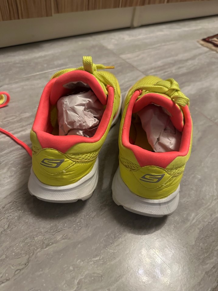 Sarı Renkli Bağcıklı Kadın Spor Ayakkabı - Görsel 5