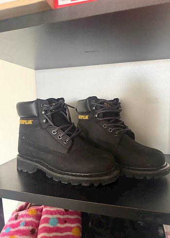 Siyah cat Kadın Bot - Görsel 2