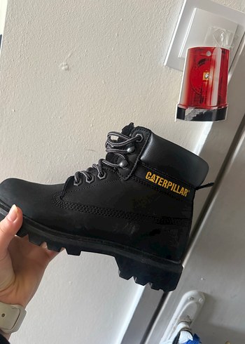 Siyah cat Kadın Bot - Görsel 5