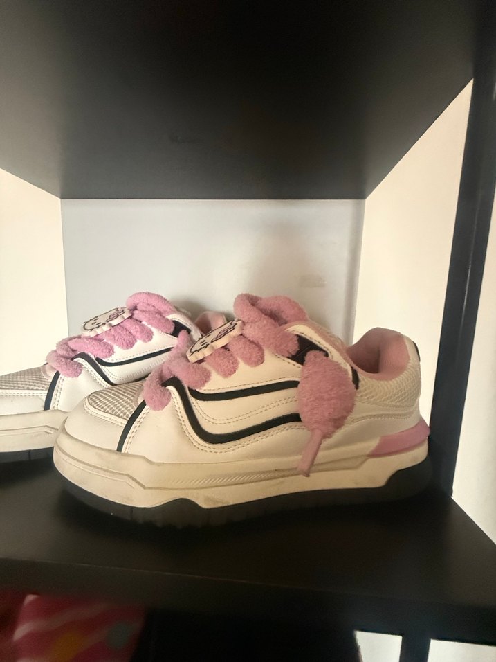 Pembe HELLO CİTY Platform Spor Ayakkabı BERSHKA - Görsel 2