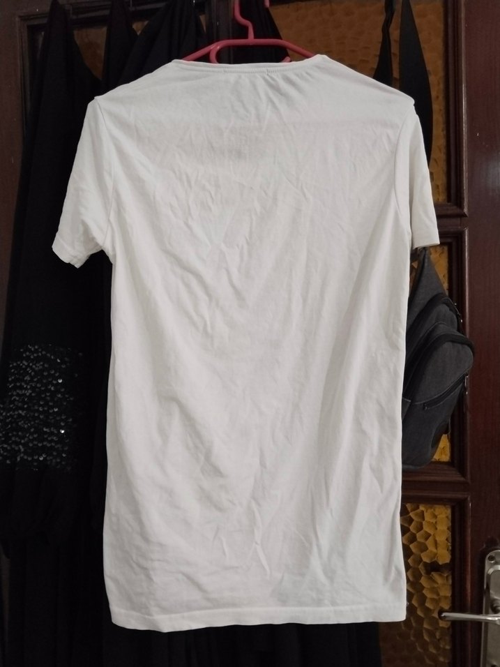 Erkek Beyaz V Yaka Slim Fit Tişört - Görsel 4