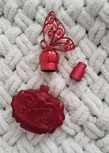 Kırmızı Kelebek Kapaklı Kadın Parfüm şişesi - Görsel 5