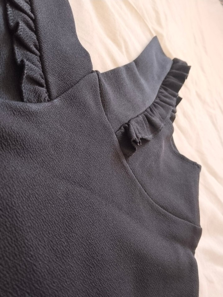 Kadın Siyah V Yaka Fırfıı büstiyer - Görsel 3