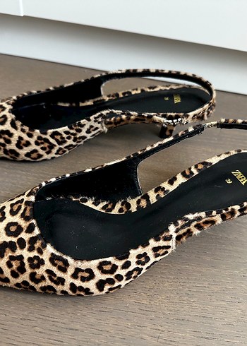 39 Beden Zara Leopar Desenli Stiletto Kadın Ayakkabı
