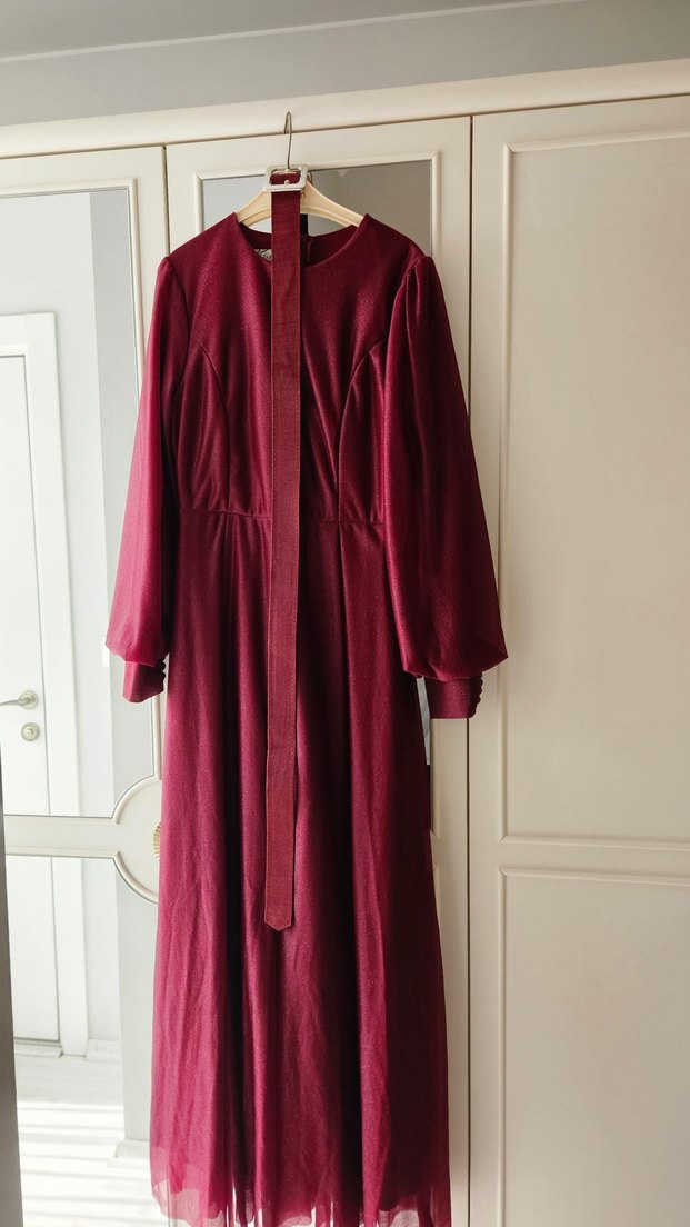 Bordo Uzun Kollu Drapeli Tesettür abiye
#aciill 
#kına
#düğün - Görsel 2