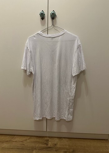 Beyaz Baskılı Kadın Tişört - Görsel 4