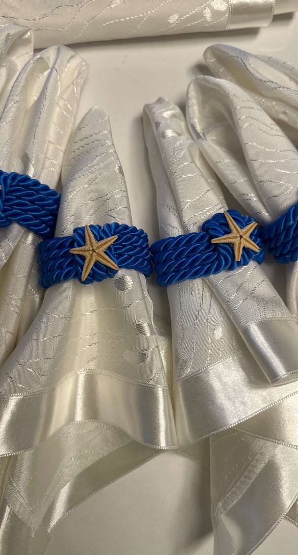 Parlak Beyaz Saten Kurdeleli Düğün masası - Görsel 2