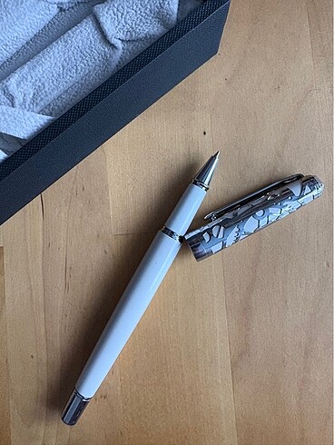  Beden Pierre Cardin Tükenmez Kalem