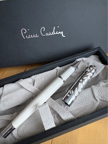 Pierre Cardin Tükenmez Kalem