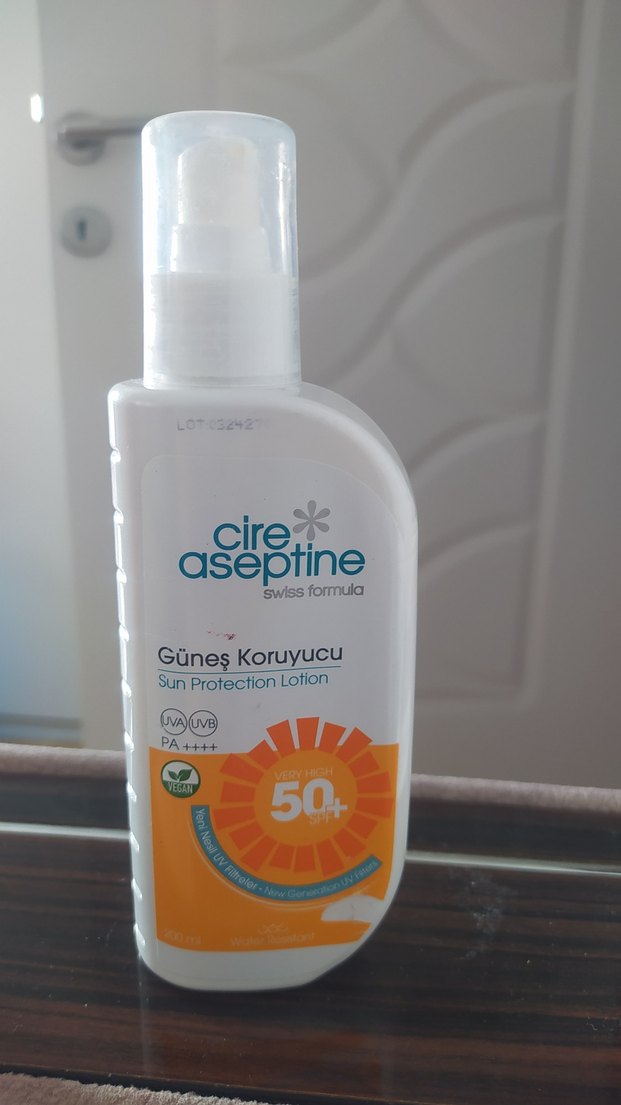Tesco Soleil SPF 30 Nemlendirici Güneş Koruyucu Losyon - Görsel 3