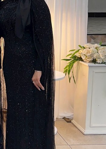 Siyah İşlemeli Uzun Kollu Kadın Abiye Elbise - Görsel 5