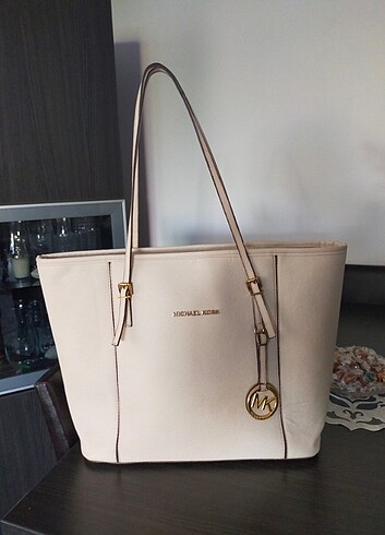 Michael Kors çanta 