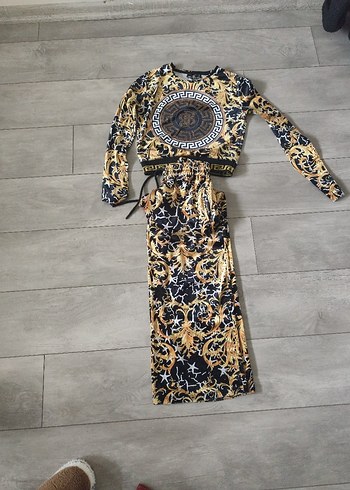 Versace s