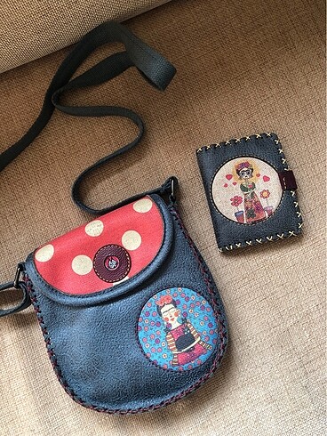 Frida tasarım çanta ve cüzdan