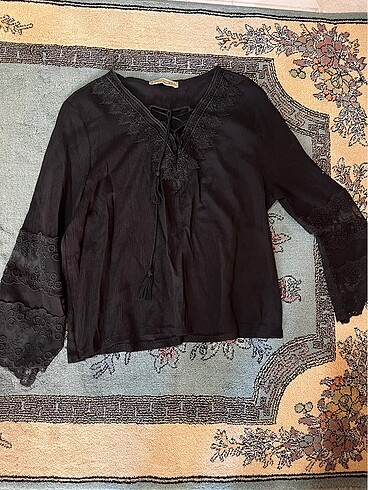 Şık dantelli bluz