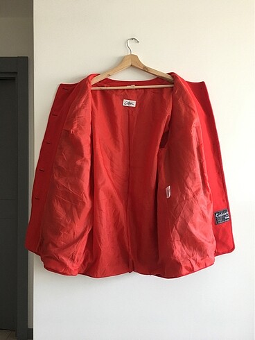 48 Beden kırmızı Renk Cashmere ceket