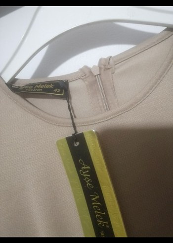 Bej Uzun Kollu Kemer Detaylı Kadın Elbise - Görsel 4