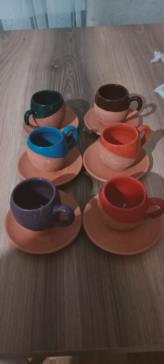 Renkli Kulplu Toprak Tonlu Fincan ve Tabak Seti - Görsel 4