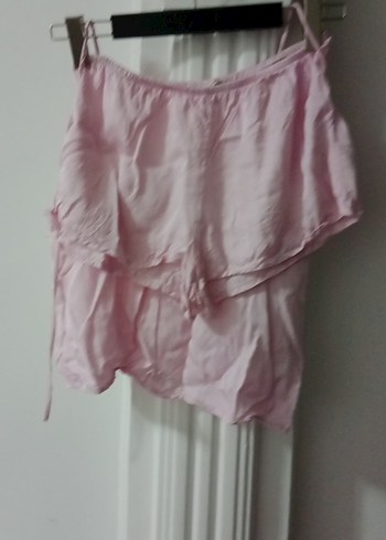 Pembe Mini Şort ve üst askılı - Görsel 8