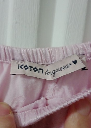 Pembe Mini Şort ve üst askılı - Görsel 3