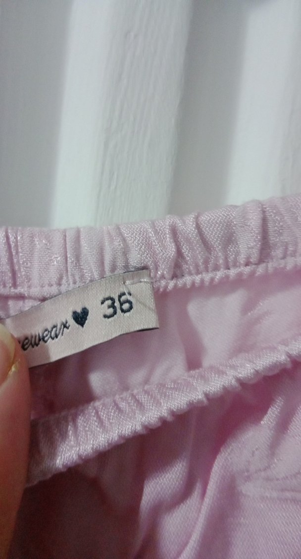 Pembe Mini Şort ve üst askılı - Görsel 4