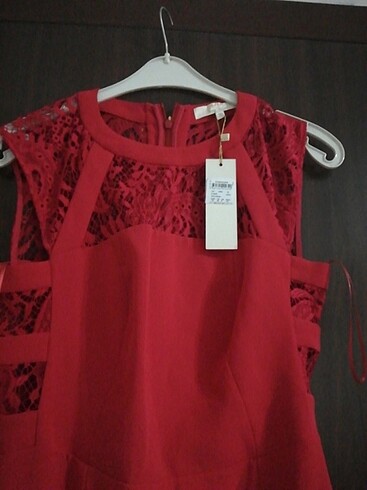 36 Beden kırmızı Renk Kırmızı elbise 