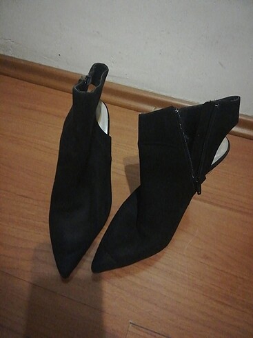Zara bot