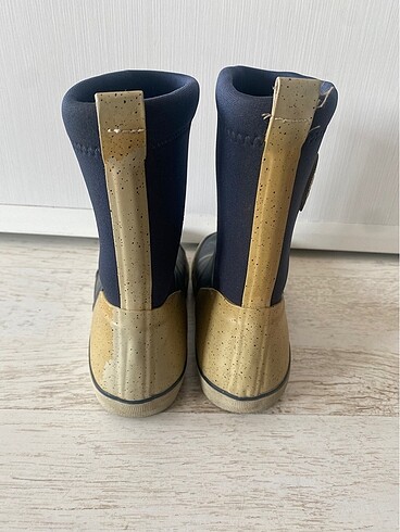 32 Beden Zara boys yağmur botu 32-33 no