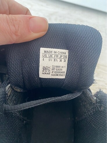 38 Beden siyah Renk Orijinal Adidas spor ayakkabısı 38.5 no