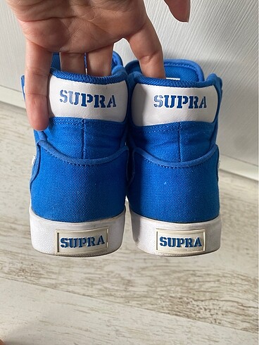 38,5 Beden Supra marka yeni gibi 38.5 no