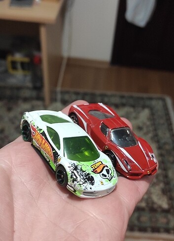 Hotwheels Ferrari Enzo 