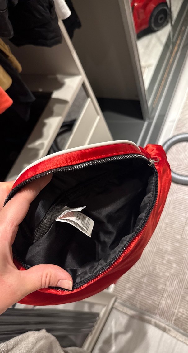 Kırmızı Yılan Desenli Kadın Çapraz Çanta - Görsel 3