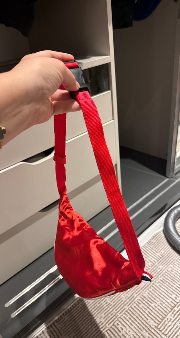 Kırmızı Yılan Desenli Kadın Çapraz Çanta - Görsel 4