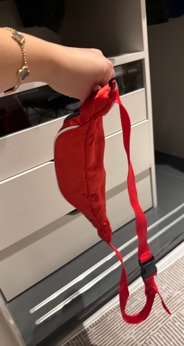 Kırmızı Yılan Desenli Kadın Çapraz Çanta - Görsel 2