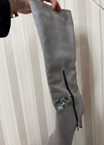 Gri Süet Yılan Desenli Dizüstü Çizme - Görsel 2