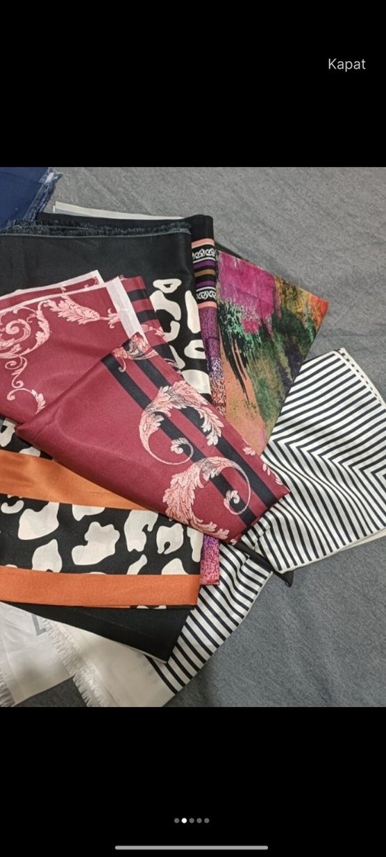 Kadın Çok Renkli Baskılı Modern eşarp 
tane fiyatı - Görsel 3