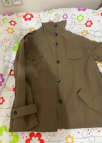 Kemerli Kısa Bej Kadın Trençkot - Görsel 8